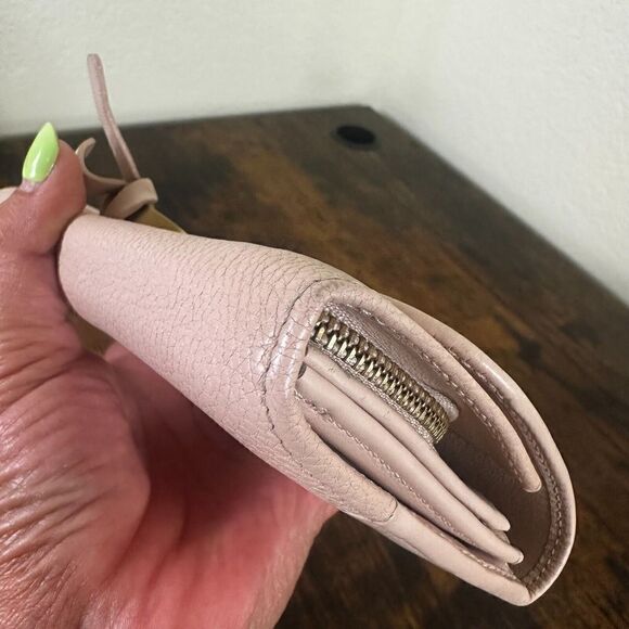 Chloe Indy Long Wallet With‎ Flap - Picture 10 of 16